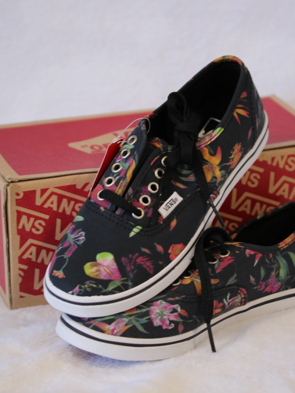 Vans Black Floral Canvas Low-Top Sneakers